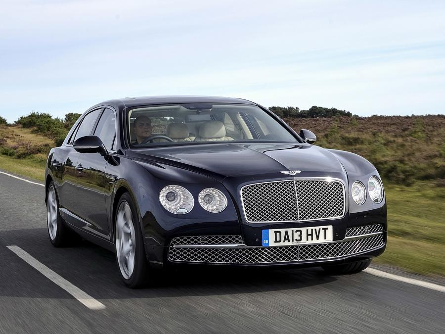  Bentley Flying Spur 2013 года  (UK) (фото 1 из 9)